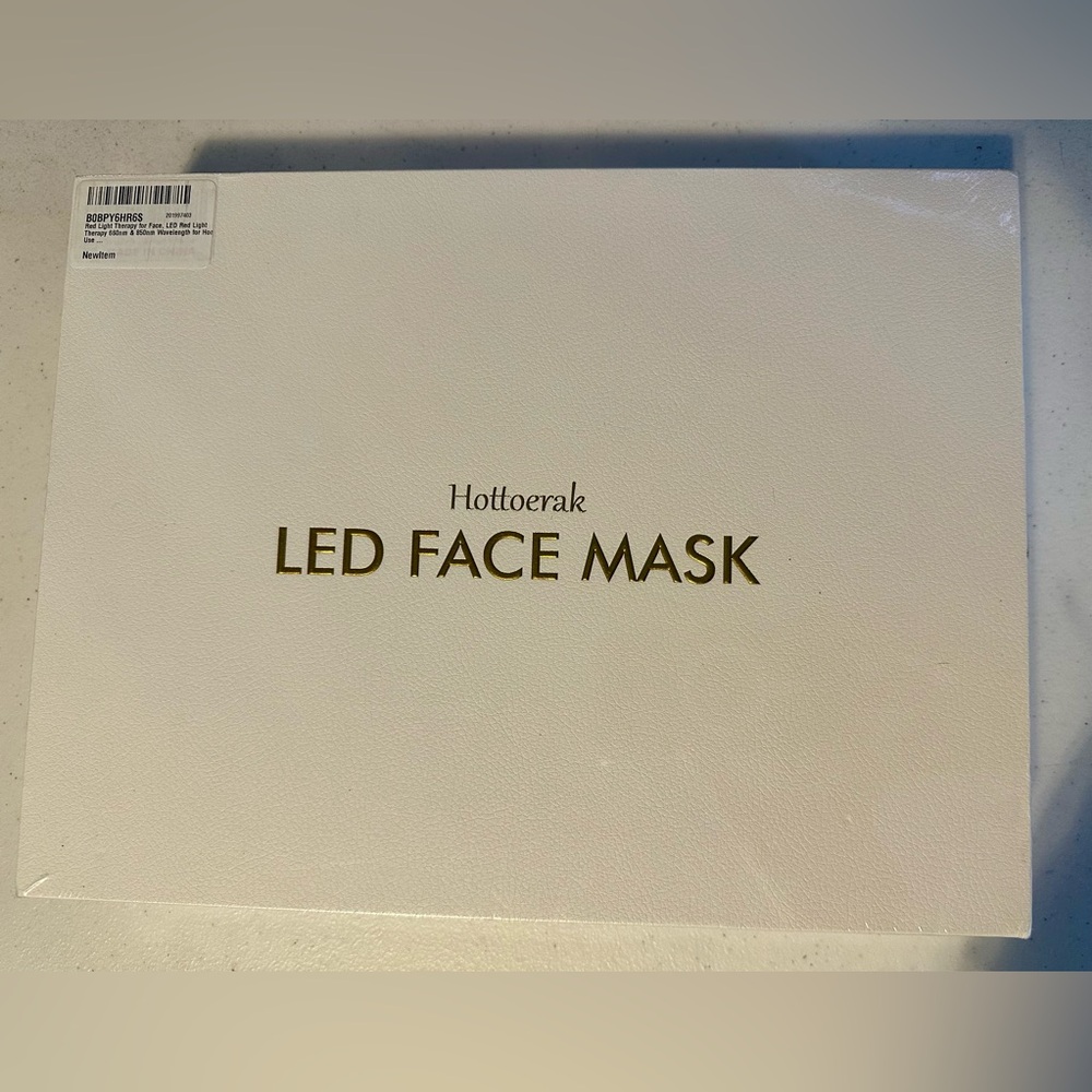 LED Red Light Face Mask 660 nm & 850 nm- NEW Sealed Box